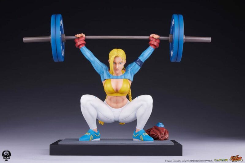 Premium Collectible Studios | Street Fighter: Cammy Powerlifting 1:4 Scale Statues - immagine 2